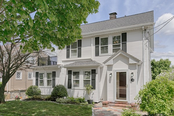15 Edgebrook Road Boston, MA 02132 - Photo 1 of 15 Gallery Image 1