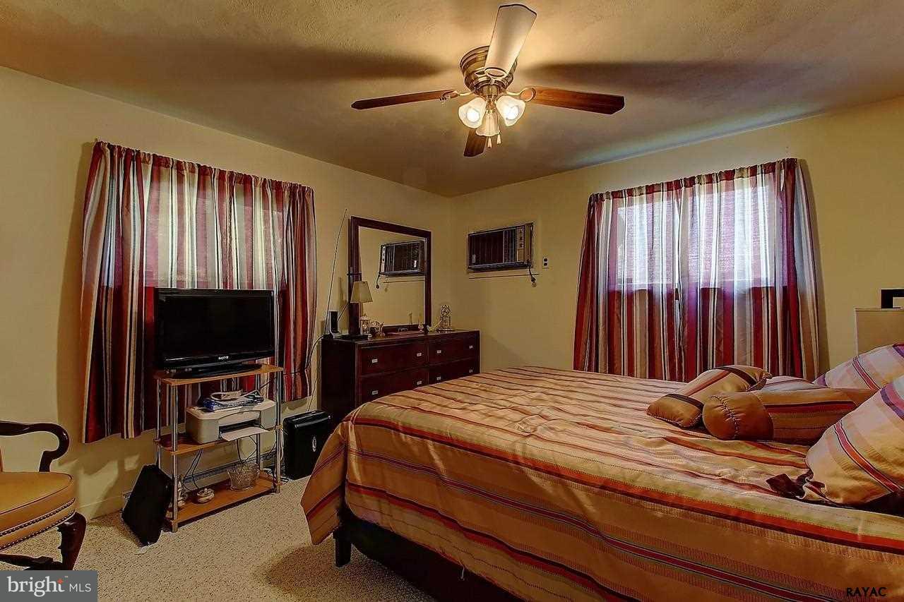 1301 Wogan Road York, PA 17404 - Photo 13 of 27