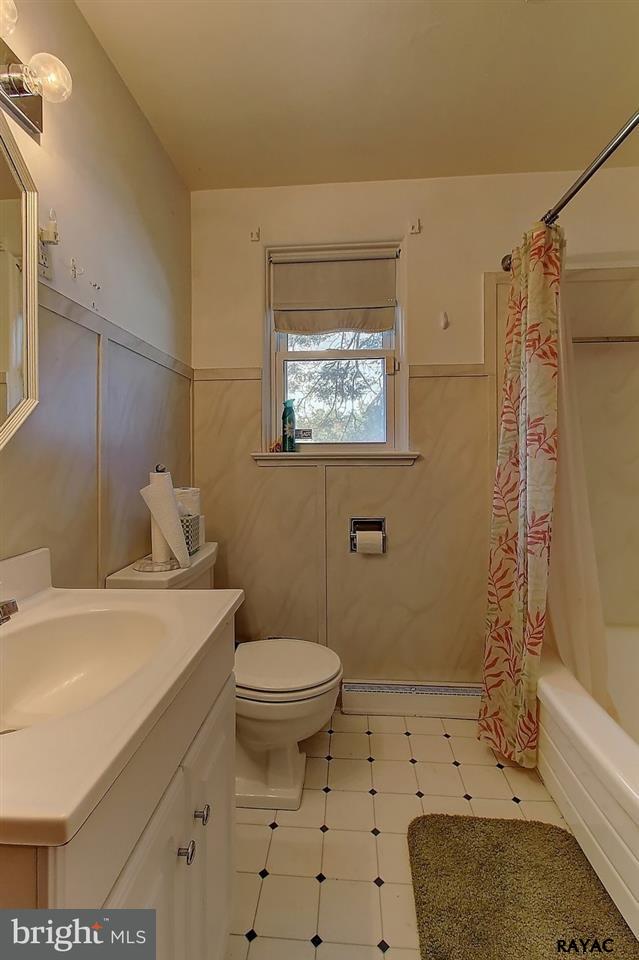 1301 Wogan Road York, PA 17404 - Photo 17 of 27