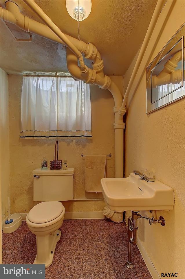 1301 Wogan Road York, PA 17404 - Photo 21 of 27