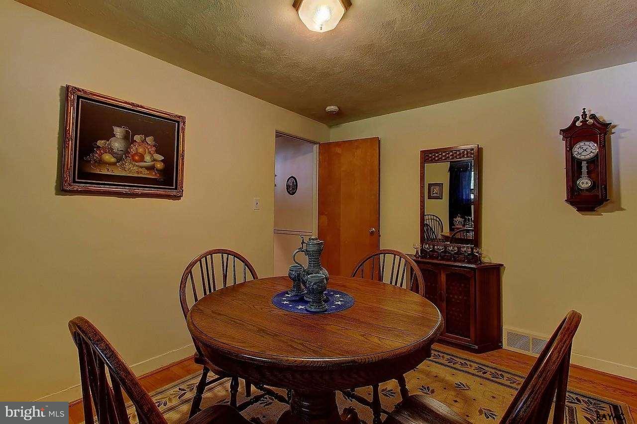 1301 Wogan Road York, PA 17404 - Photo 7 of 27