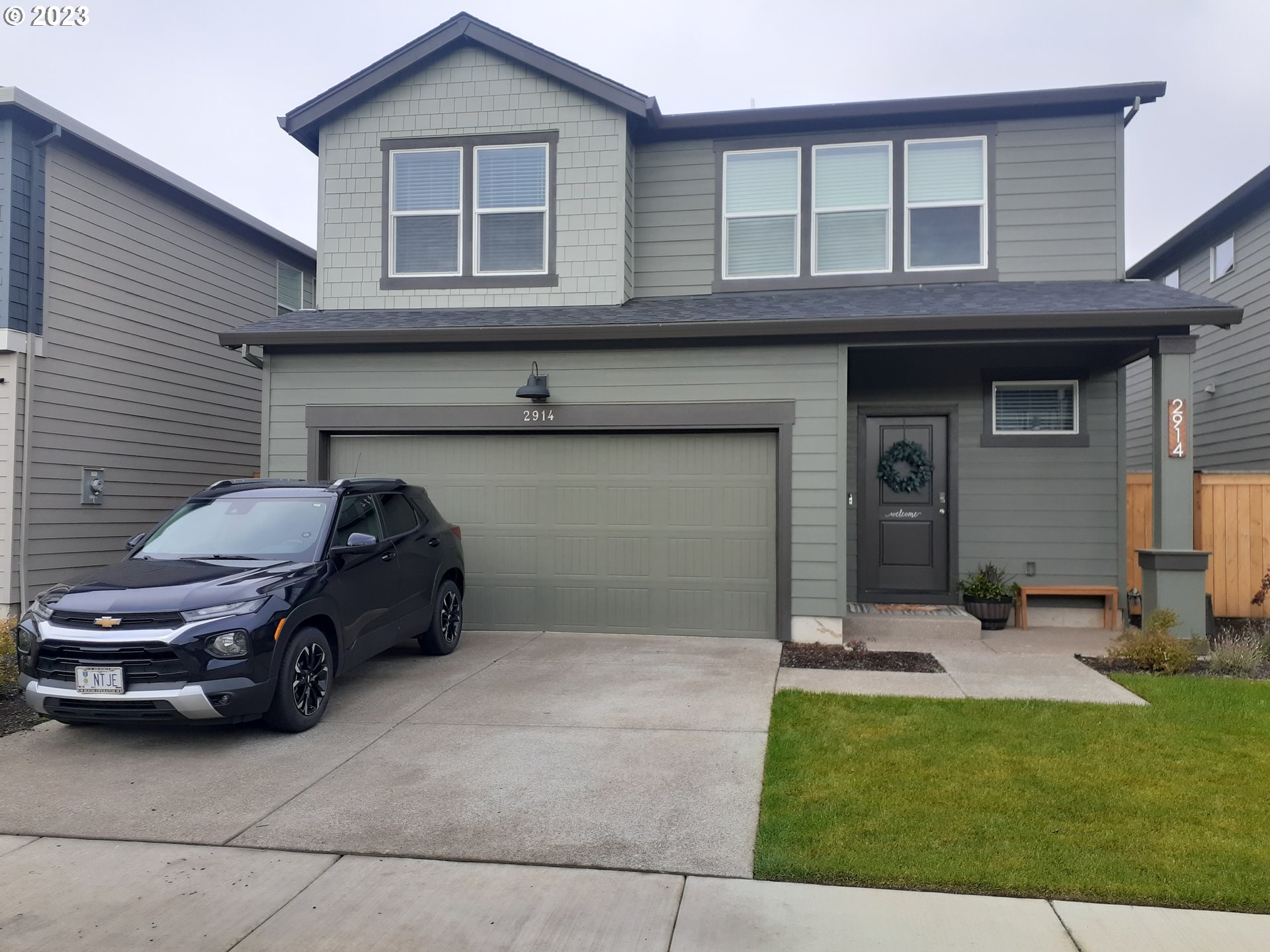 2914 Fenya Street Springfield, OR 97477 - Photo 1 of 35 a car parked in front of a house