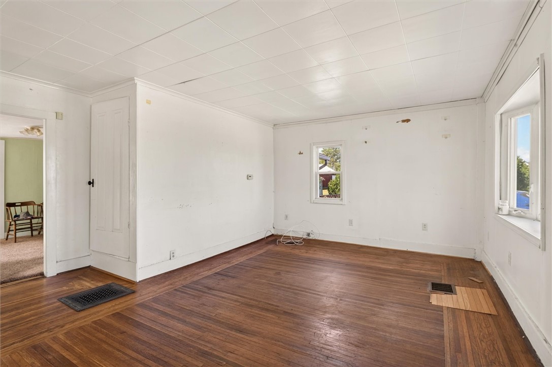 557 Curtis Road Parma, NY 14468 - Photo 9 of 36 Gallery Image 9