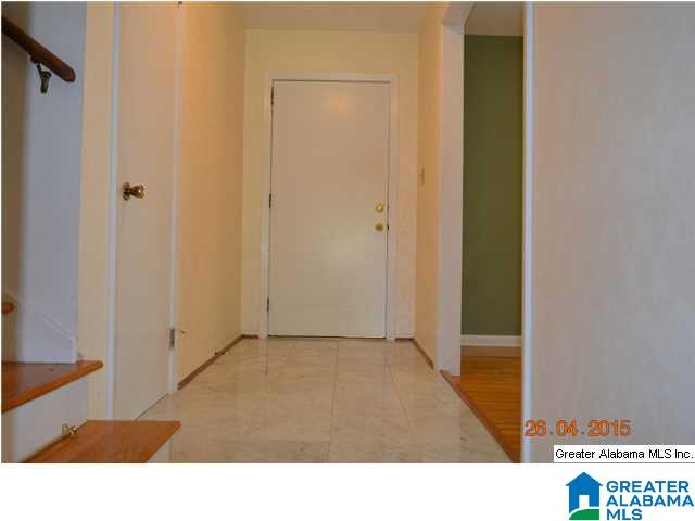 515 Rayburn Road Hoover, AL 35226 - Photo 5 of 31