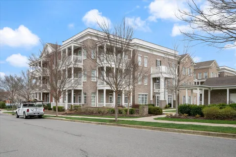 $665,000 | 6000 Keats Street, Unit 102, Franklin, TN 37064