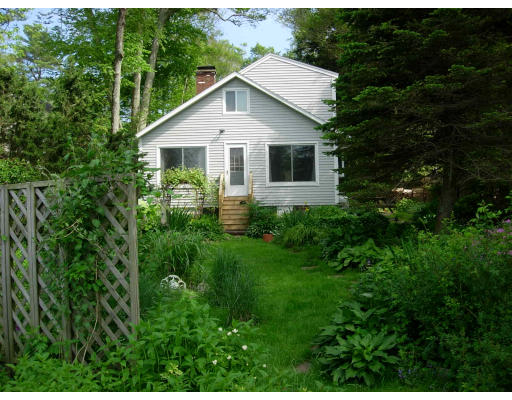 110 Gregory Island Road Hamilton, MA 01982 - Photo 1 of 6 Gallery Image 1