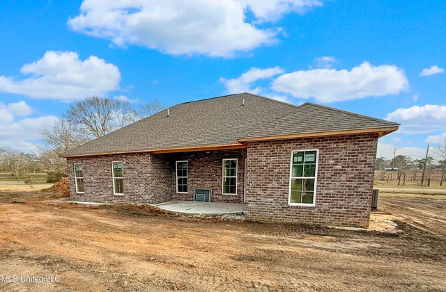 $239,000 | 369 Old Highway 24 West, Kokomo, MS 39643