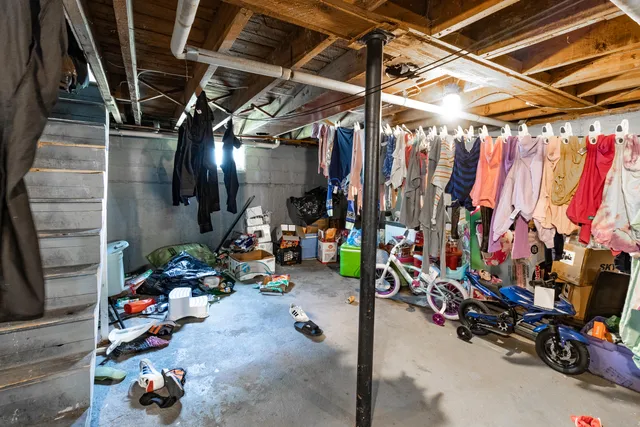 $255,000 | 867 Minot Avenue, Auburn, ME 04210