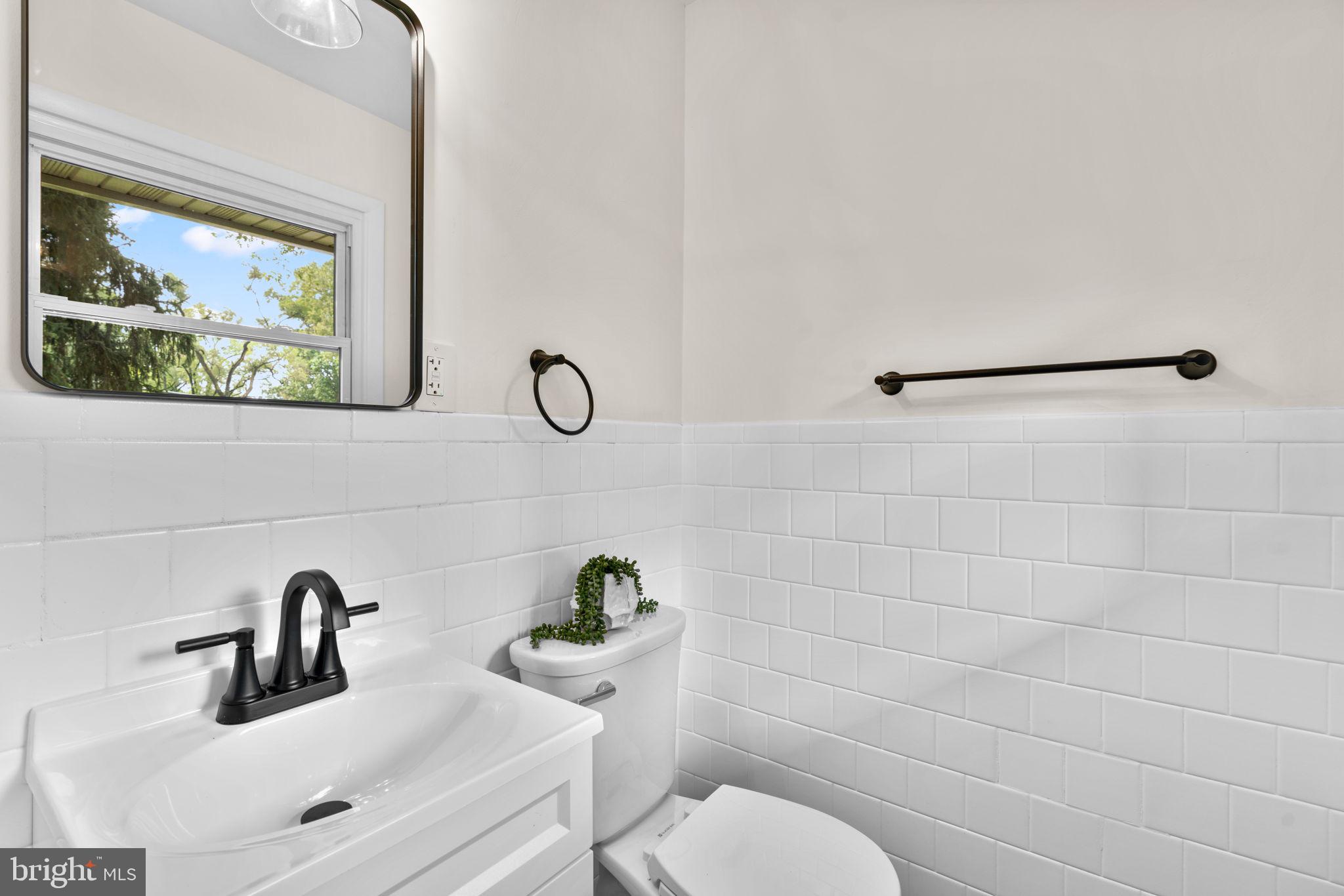 9926 Frederick Road Ellicott City, MD 21042 - Photo 17 of 50 Gallery Image 17