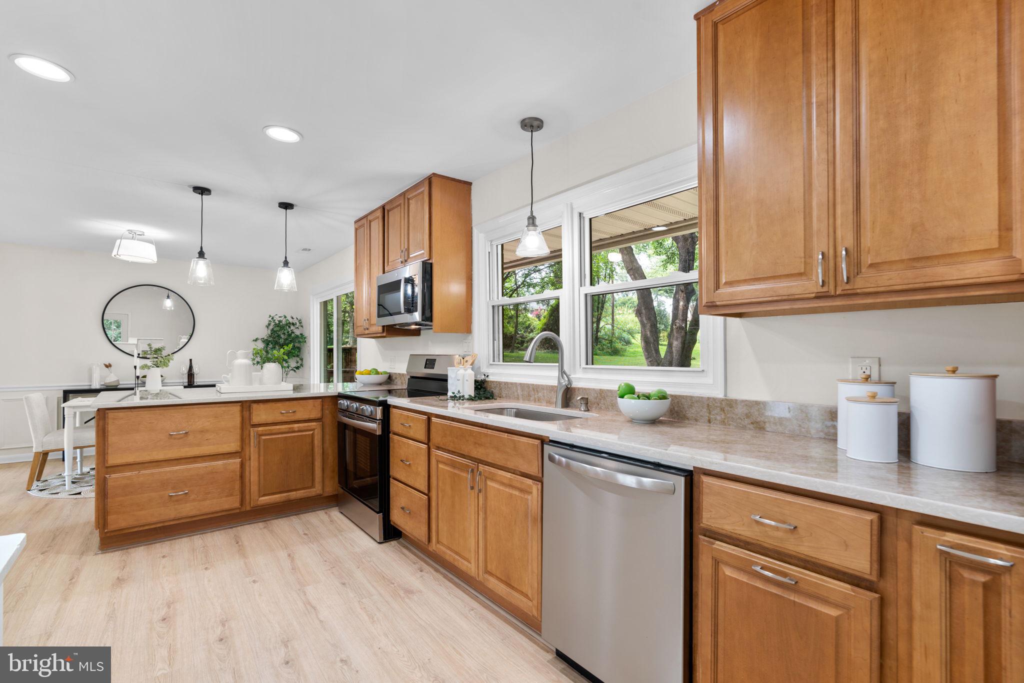 9926 Frederick Road Ellicott City, MD 21042 - Photo 8 of 50 Gallery Image 8