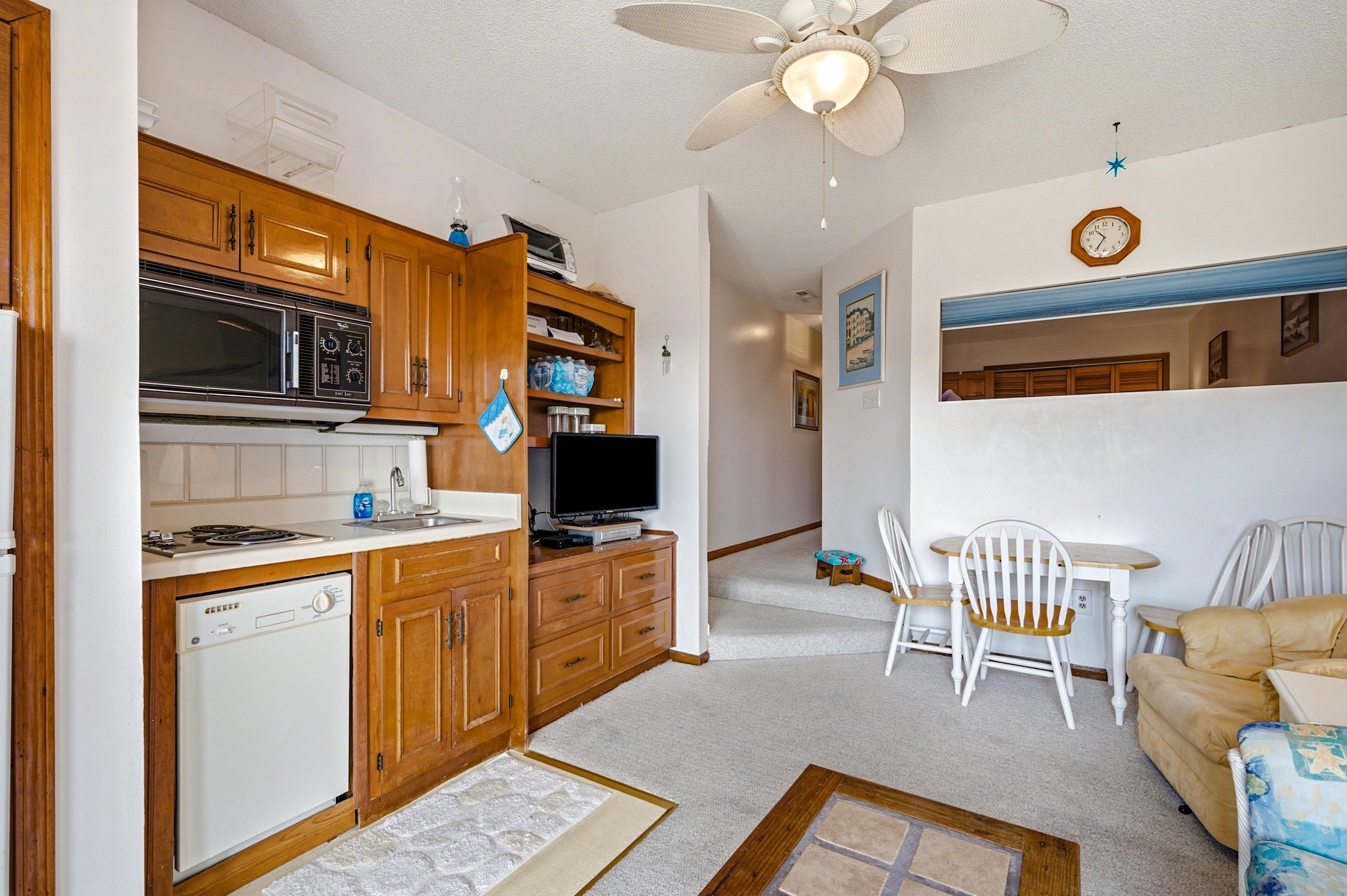 627 North Waccamaw Drive, Unit 307 Murrells Inlet, SC 29576 - Photo 11 of 21