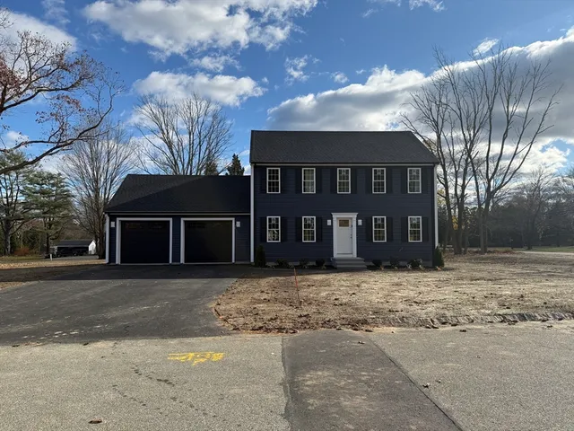 $789,000 | 1 Jennifer Circle, Bridgewater, MA 02324