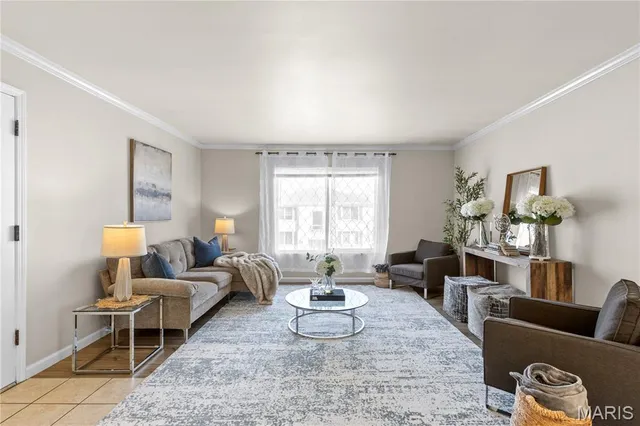 $189,000 | 10022 Chardin Way, Unit 3, St. Louis, MO 63128