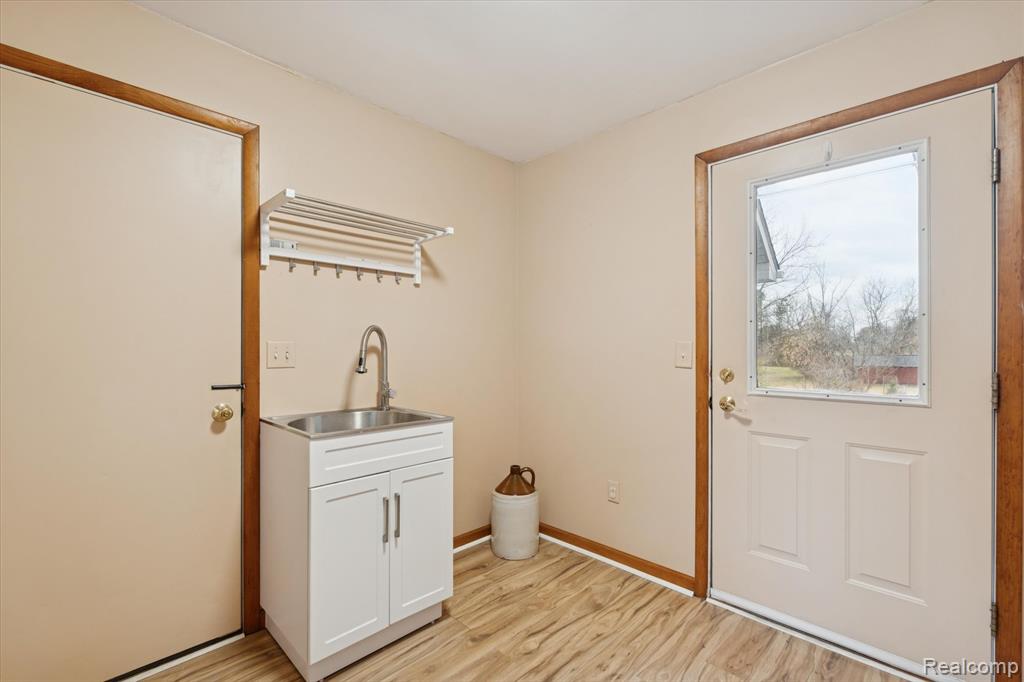 3031 Cedar Point Road Howell, MI 48843 - Photo 22 of 51 Gallery Image 22
