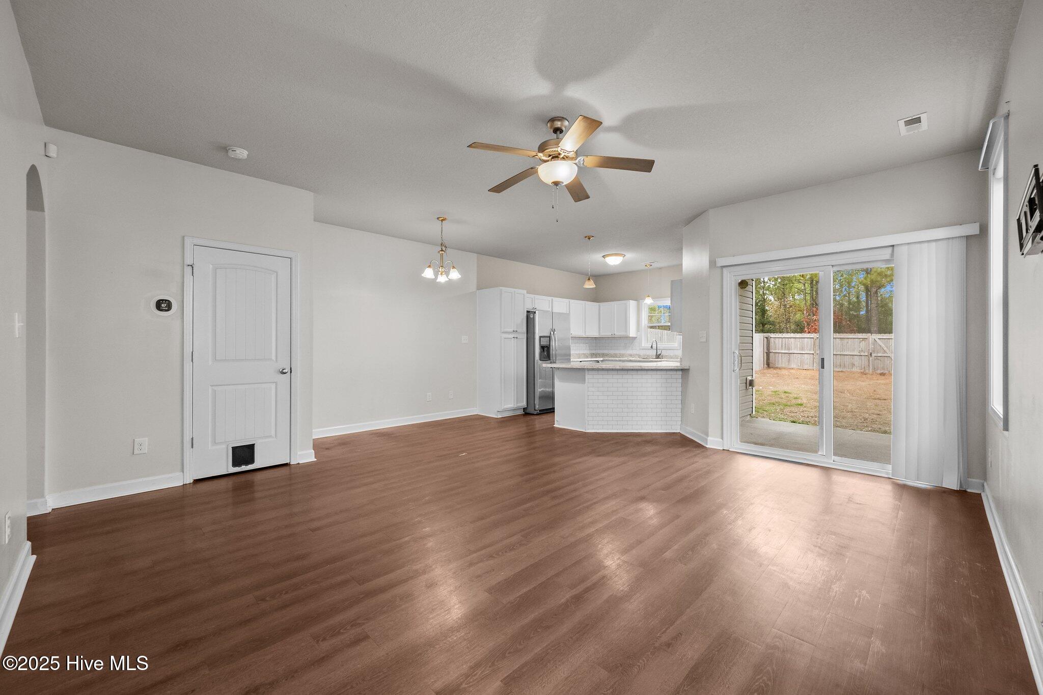 355 Frisco Way Holly Ridge, NC 28445 - Photo 6 of 48 Living