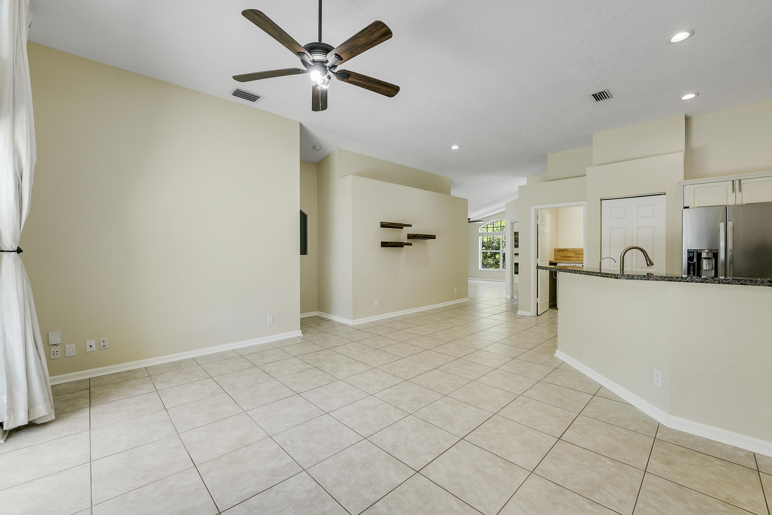 6334 Barbara Street Jupiter, FL 33458 - Photo 17 of 38 House-11