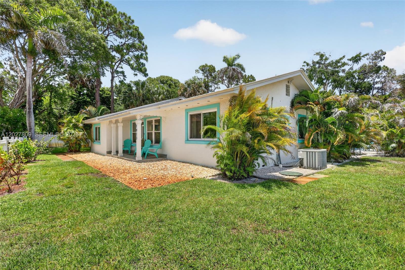 1023 Southeast 7th Street Stuart, FL 34996 - Photo 14 of 80