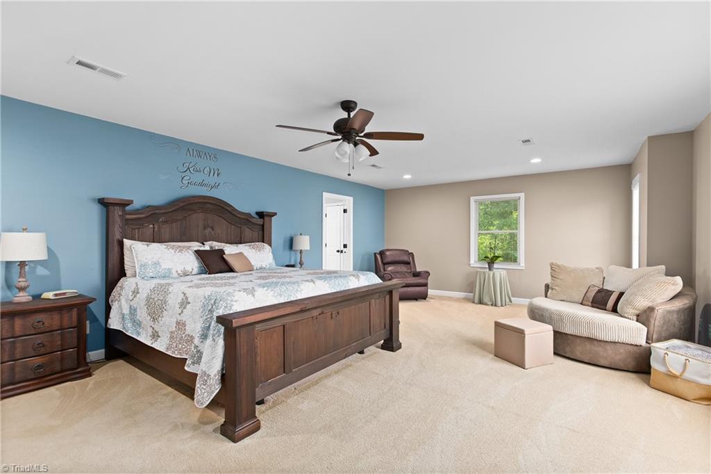 4015 North Main Street High Point, NC 27265 - Photo 28 of 45