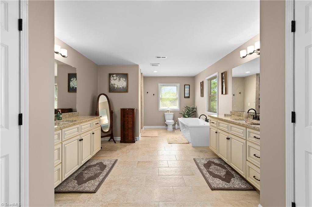 4015 North Main Street High Point, NC 27265 - Photo 30 of 45 A Grand Primary Bath ... with Plenty of Room