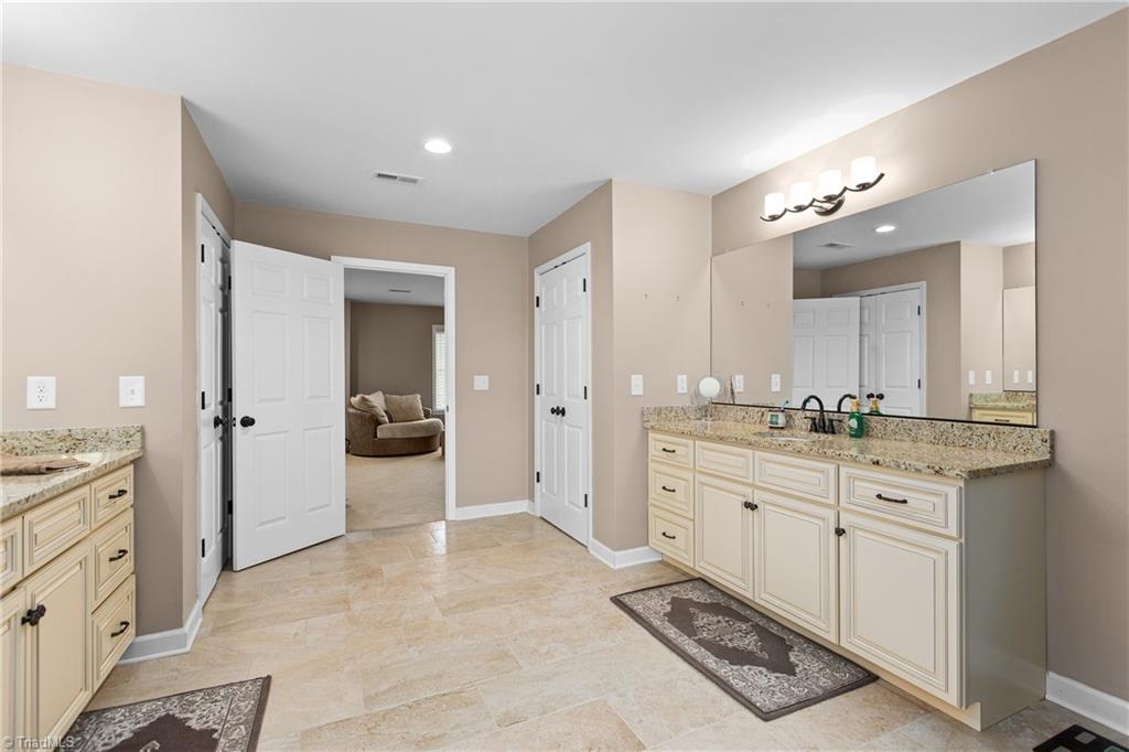 4015 North Main Street High Point, NC 27265 - Photo 32 of 45