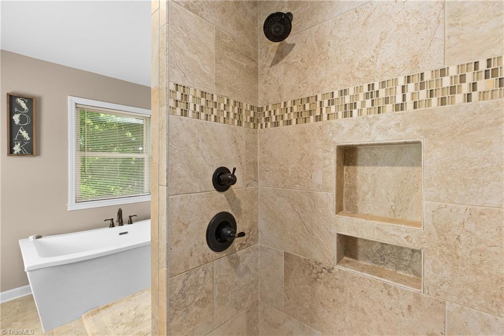 4015 North Main Street High Point, NC 27265 - Photo 35 of 45