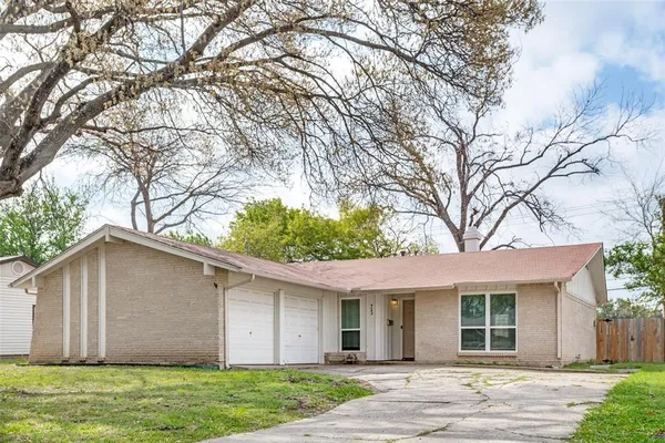 $275,000 | 723 Pinehurst Drive, Richardson, TX 75080