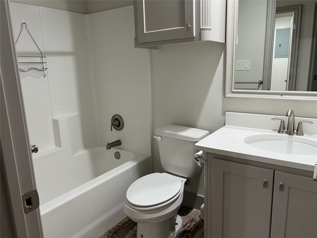 5375 County Road 73A, Unit B25 Robstown, TX 78380 - Photo 8 of 9