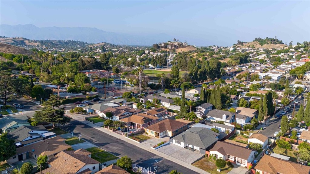 2468 Richelieu Avenue Los Angeles, CA 90032 - Photo 47 of 49