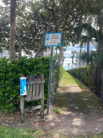 $1,395,000 | 950 Sandpiper Lane, Unit 1, Vero Beach, FL 32963