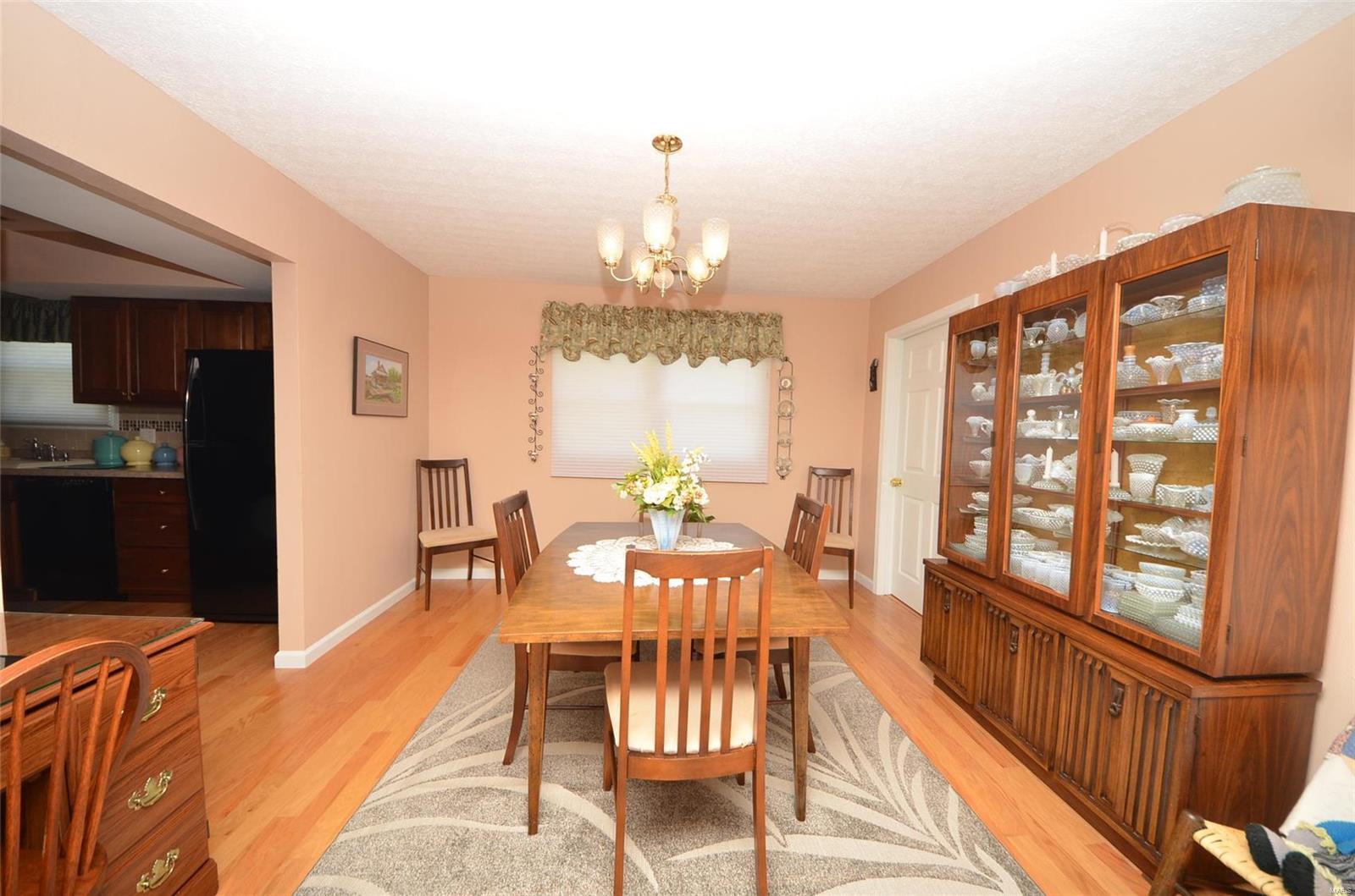 9034 Hawk Road Nashville, IL 62263 - Photo 13 of 28