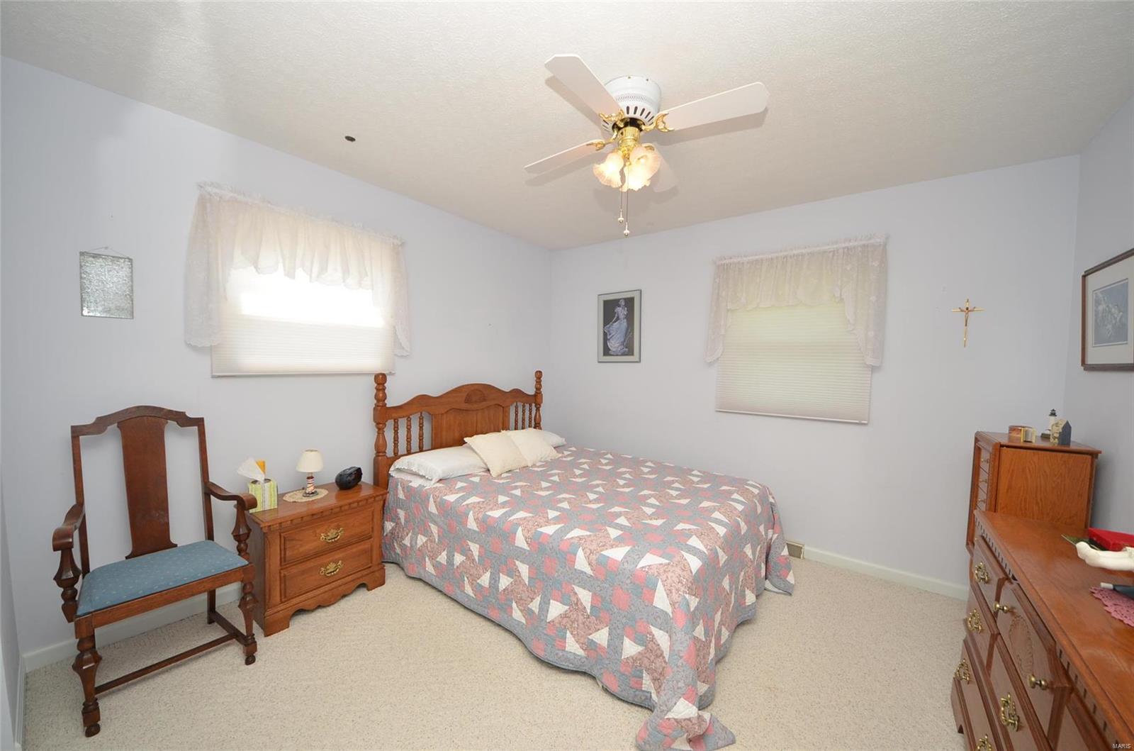 9034 Hawk Road Nashville, IL 62263 - Photo 24 of 28