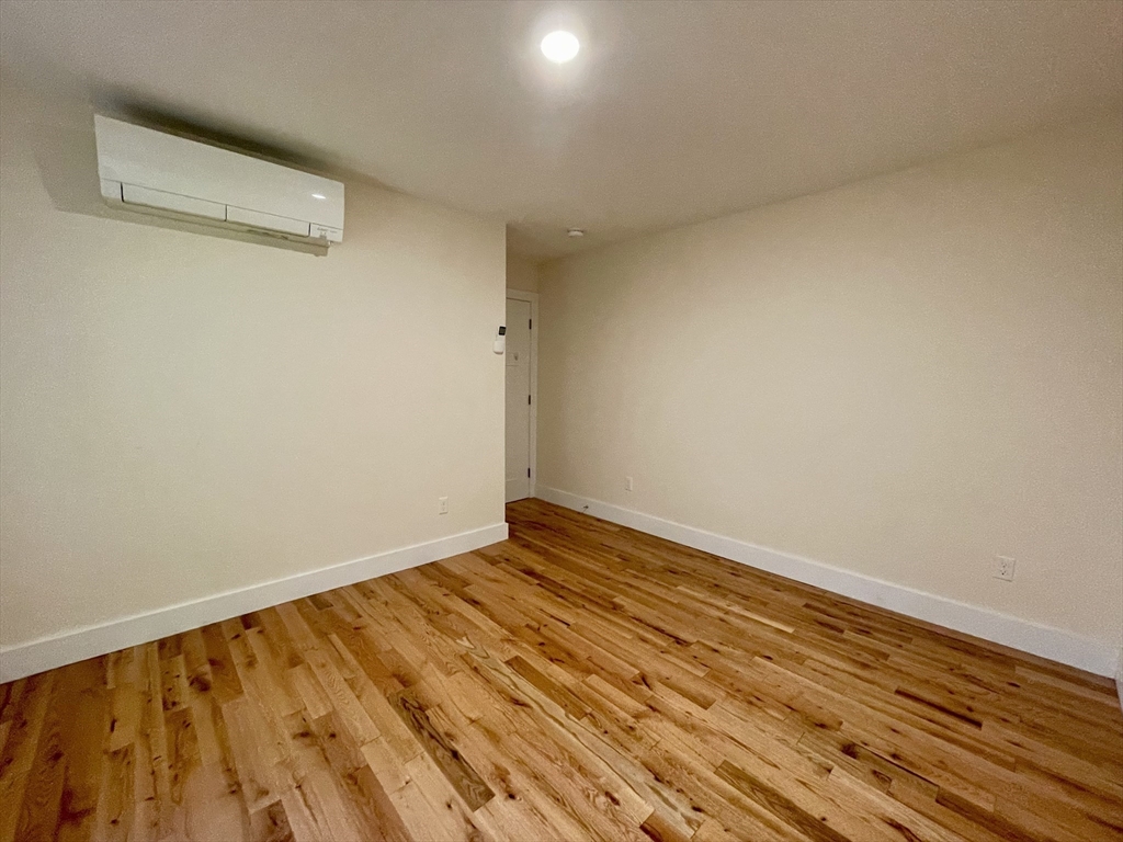 30 Cherry Street, Unit B Northampton, MA 01060 - Photo 18 of 28