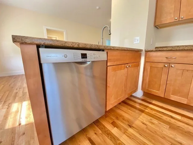 $469,900 | 30 Cherry Street, Unit B, Northampton, MA 01060