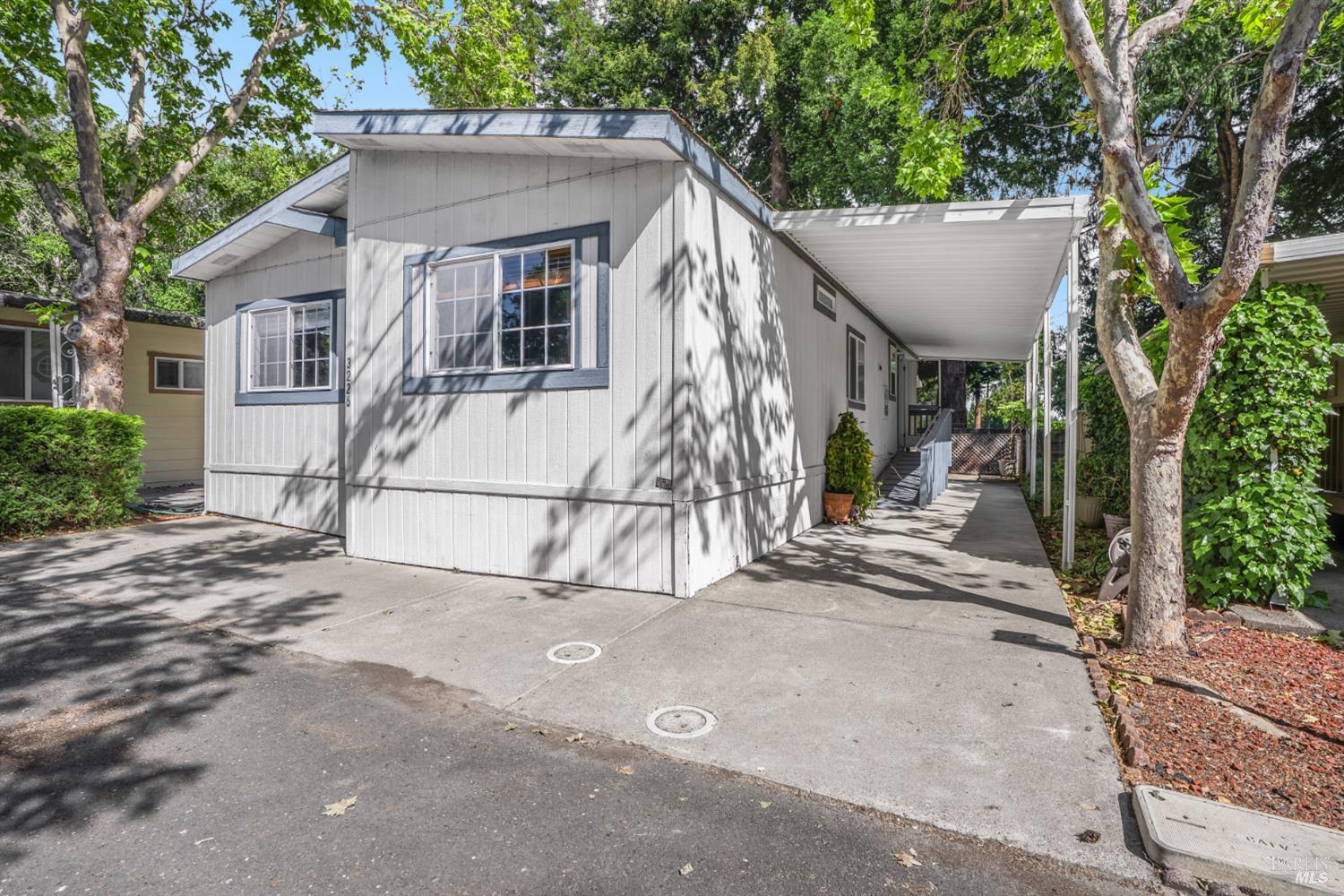 3226 St Martin Way Sebastopol, CA 95472 - Photo 3 of 32