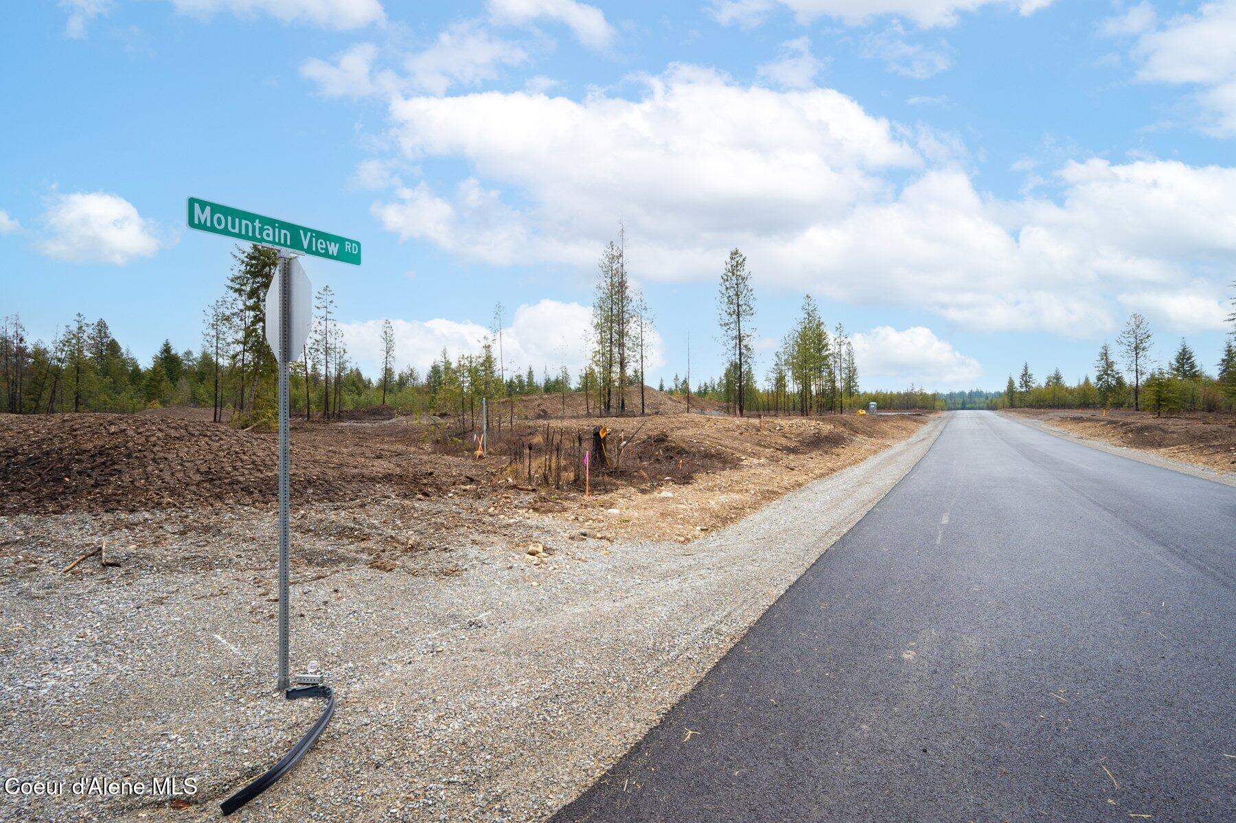 L8-b1 North Mountain View Road Rathdrum, ID 83858 - Photo 2 of 9 Bennett Entrance