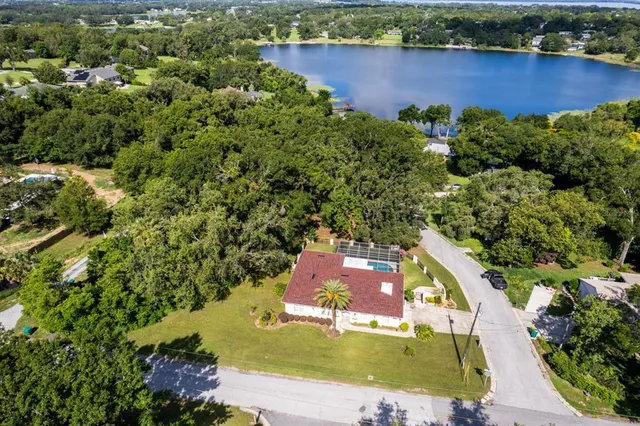 $399,000 | 1220 Country Club Road, Eustis, FL 32726