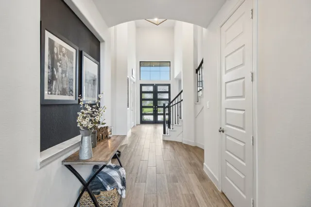 $789,000 | 29819 Autumn Maple Court, Fulshear, TX 77494