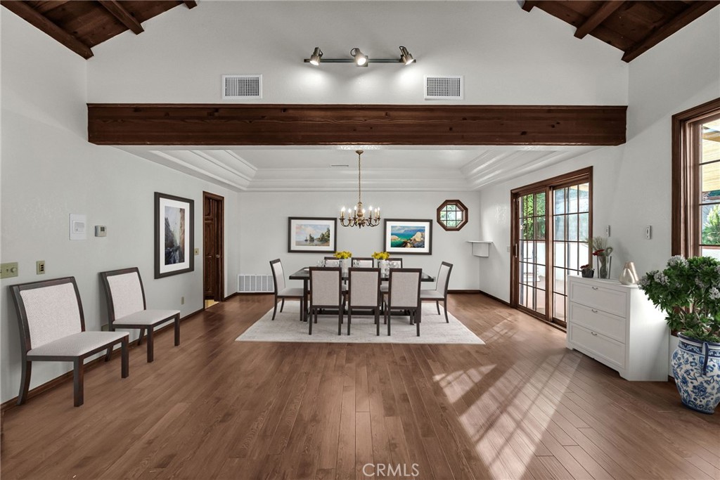 2572 Sunset Drive Riverside, CA 92506 - Photo 27 of 63 a living room with furniture and wooden floor