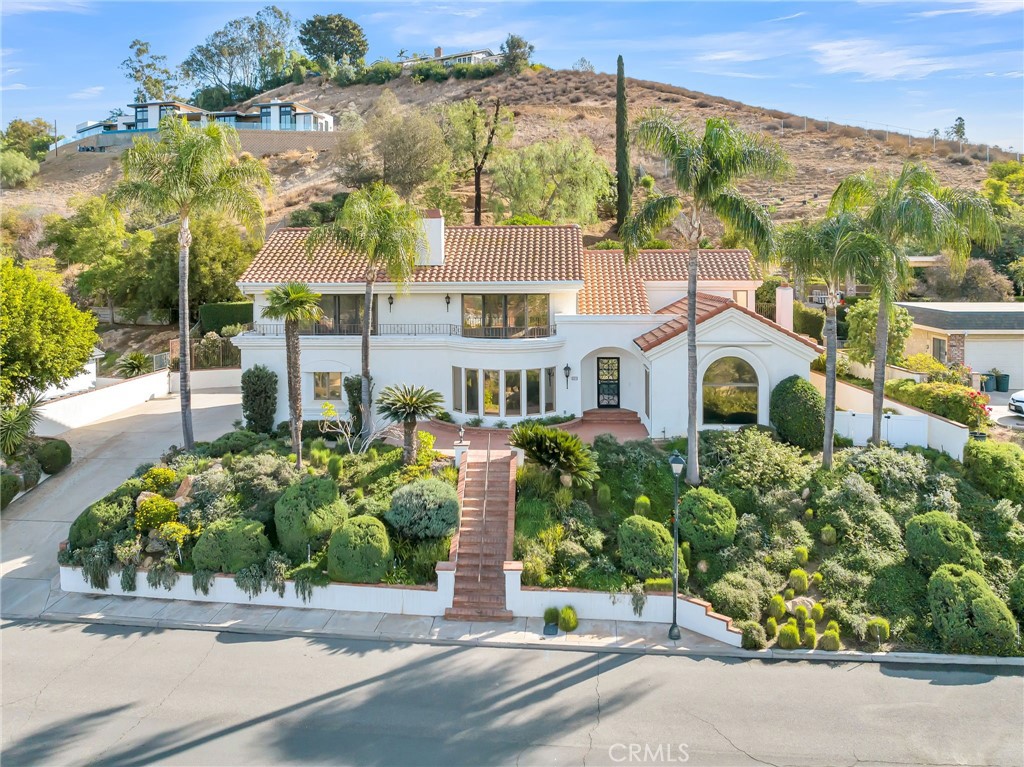 2572 Sunset Drive Riverside, CA 92506 - Photo 7 of 63