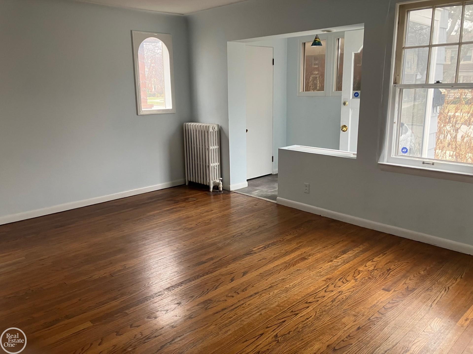 896 Rivard Boulevard Grosse Pointe, MI 48230 - Photo 19 of 21