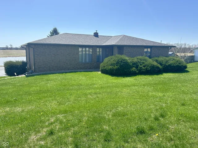 $374,900 | 45 West Flatwoods Road, Spencer, IN 47460