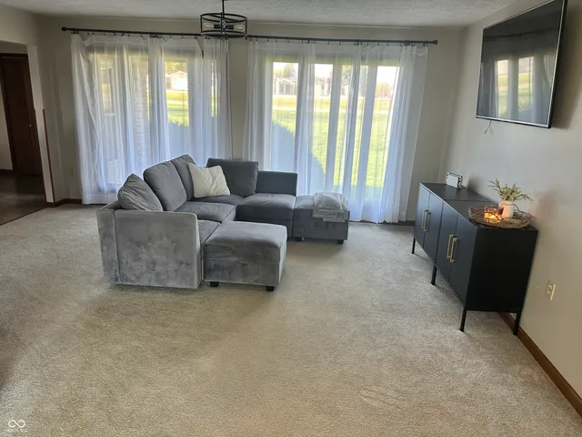 $374,900 | 45 West Flatwoods Road, Spencer, IN 47460