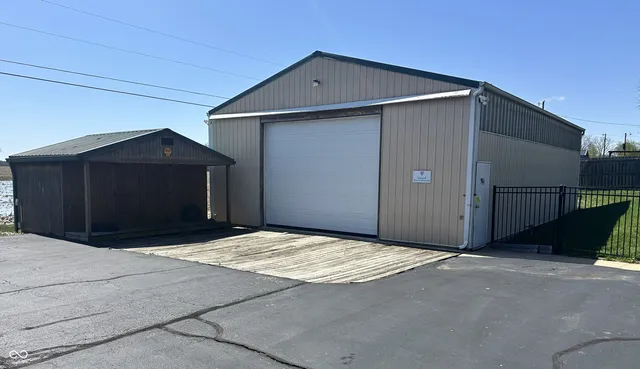 $374,900 | 45 West Flatwoods Road, Spencer, IN 47460