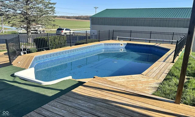 $374,900 | 45 West Flatwoods Road, Spencer, IN 47460