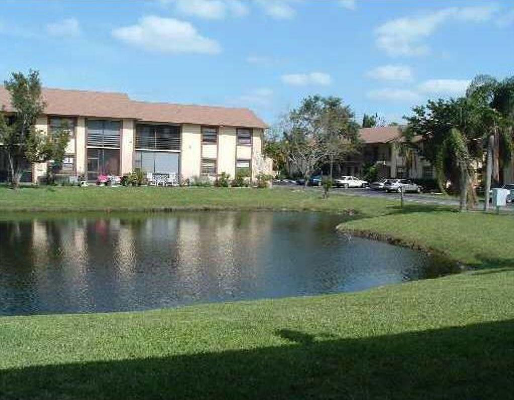 3263 Kirk Road, Unit 5 Lake Worth Beach, FL 33461 - Photo 1 of 4 Photo 1