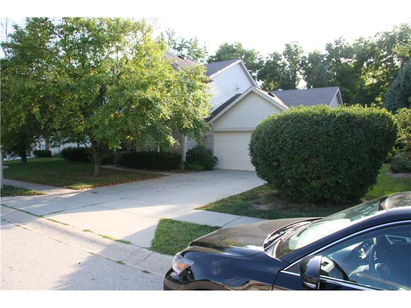 5327 Rippling Brook Way Carmel, IN 46033 - Photo 2 of 4 Gallery Image 2