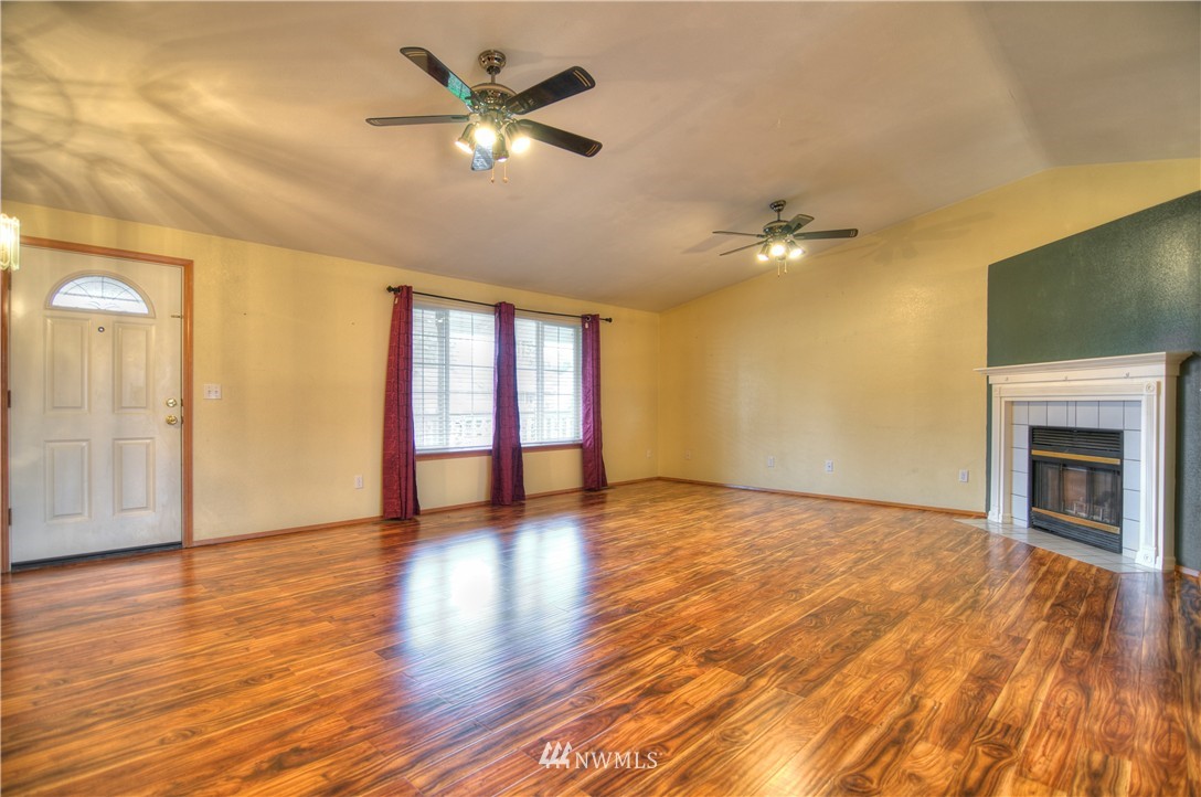 5911 Cherokee Loop Southeast Lacey, WA 98513 - Photo 2 of 25 Gallery Image 2