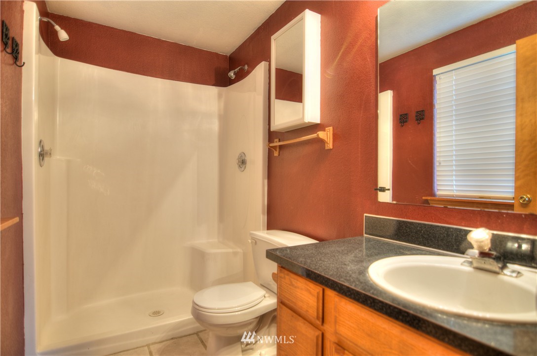 5911 Cherokee Loop Southeast Lacey, WA 98513 - Photo 20 of 25 Gallery Image 20