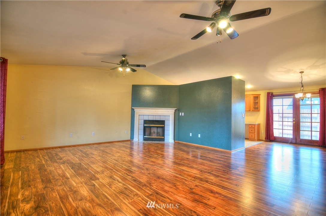 5911 Cherokee Loop Southeast Lacey, WA 98513 - Photo 3 of 25 Gallery Image 3