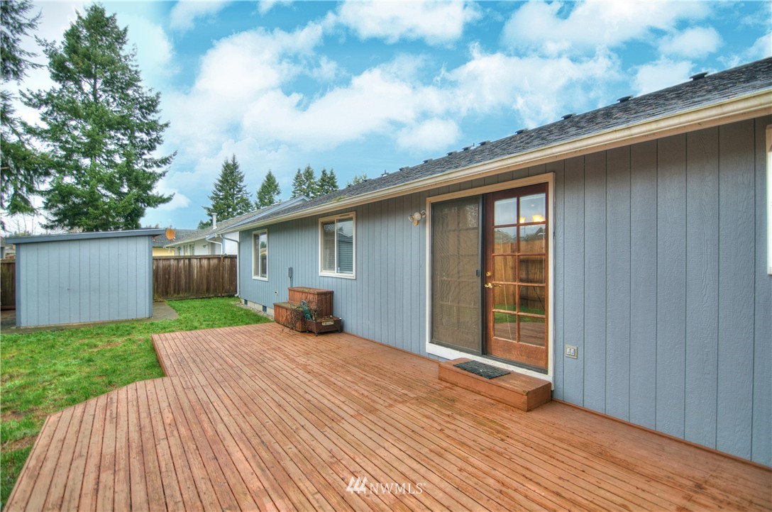 5911 Cherokee Loop Southeast Lacey, WA 98513 - Photo 24 of 25 Gallery Image 24
